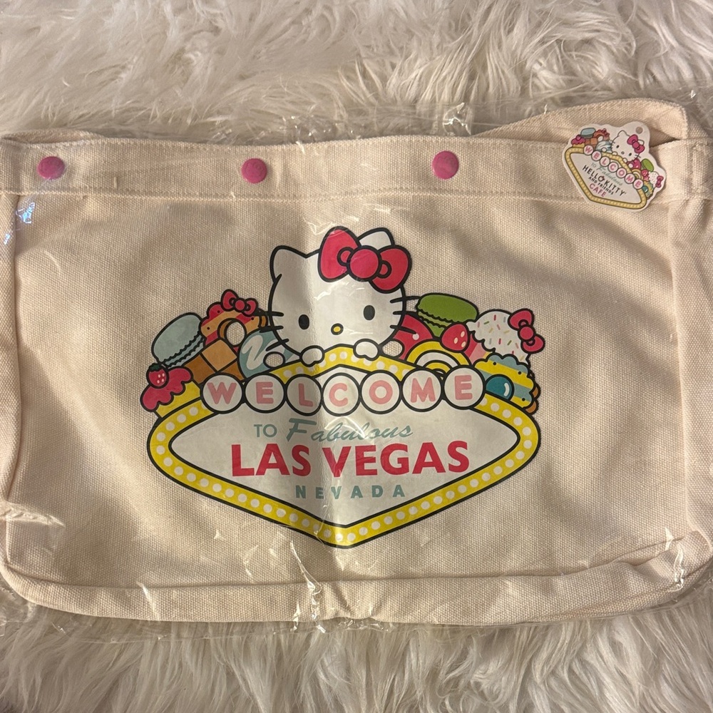 Sanrio Hello Kitty Las Vegas Tote - Picture 1 of 3